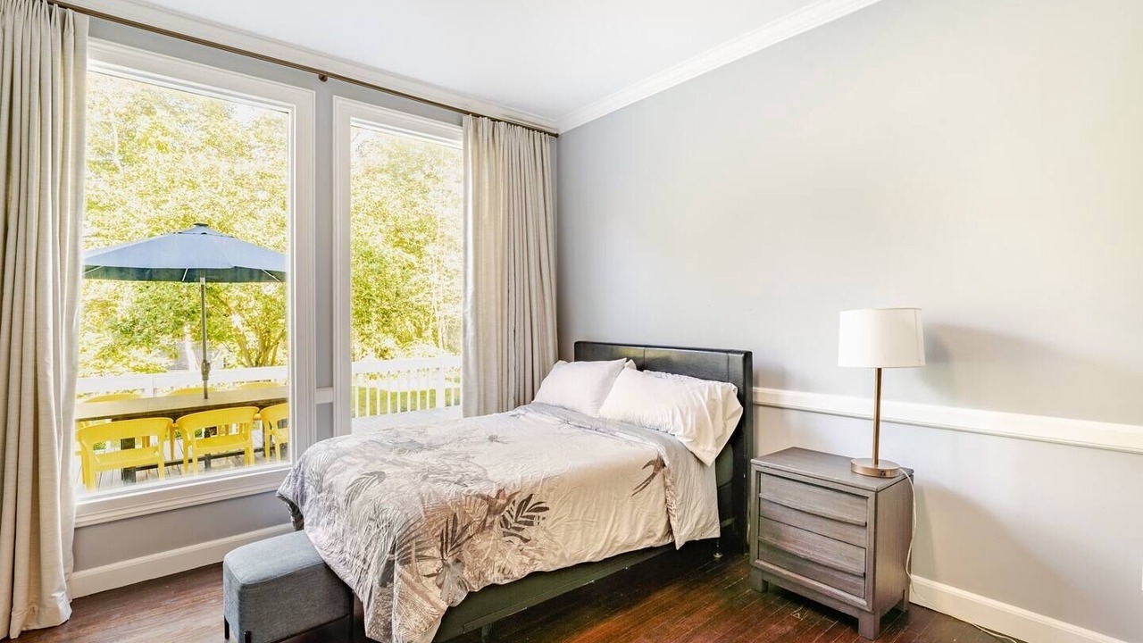 Photo of Bedroom in Norwalk