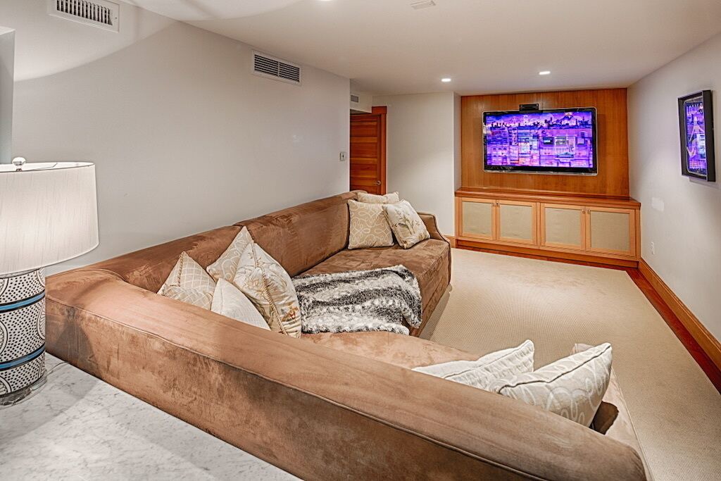 Photo of Livingroom in Tisbury