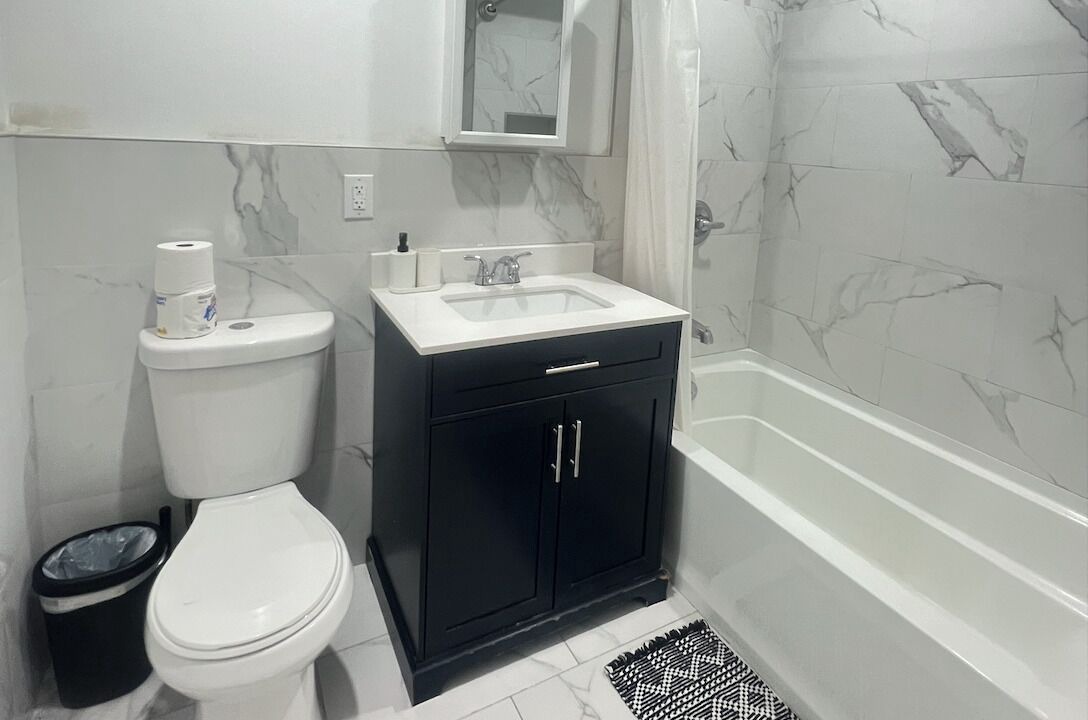 Photo of Bathroom in Russell Gardens