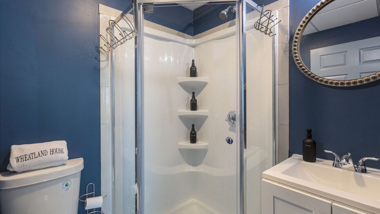 Photo of Bathroom in Off Broadway