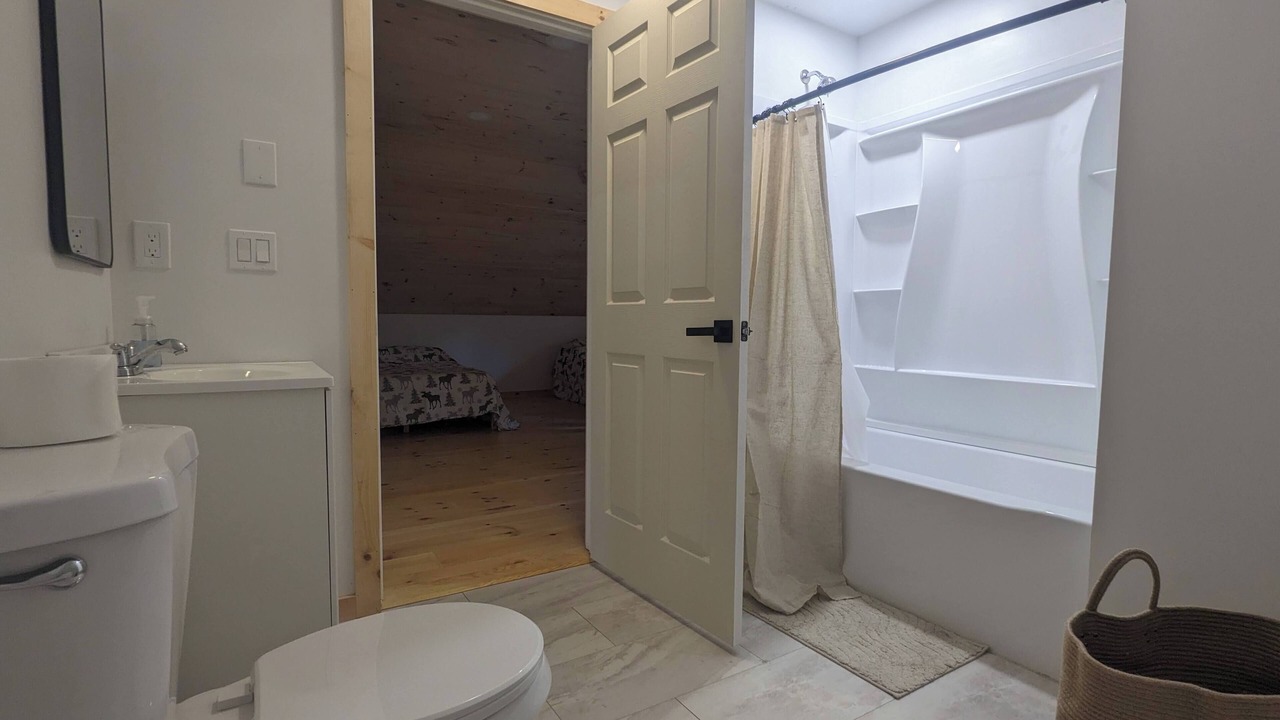 Photo of Bathroom in Tamworth
