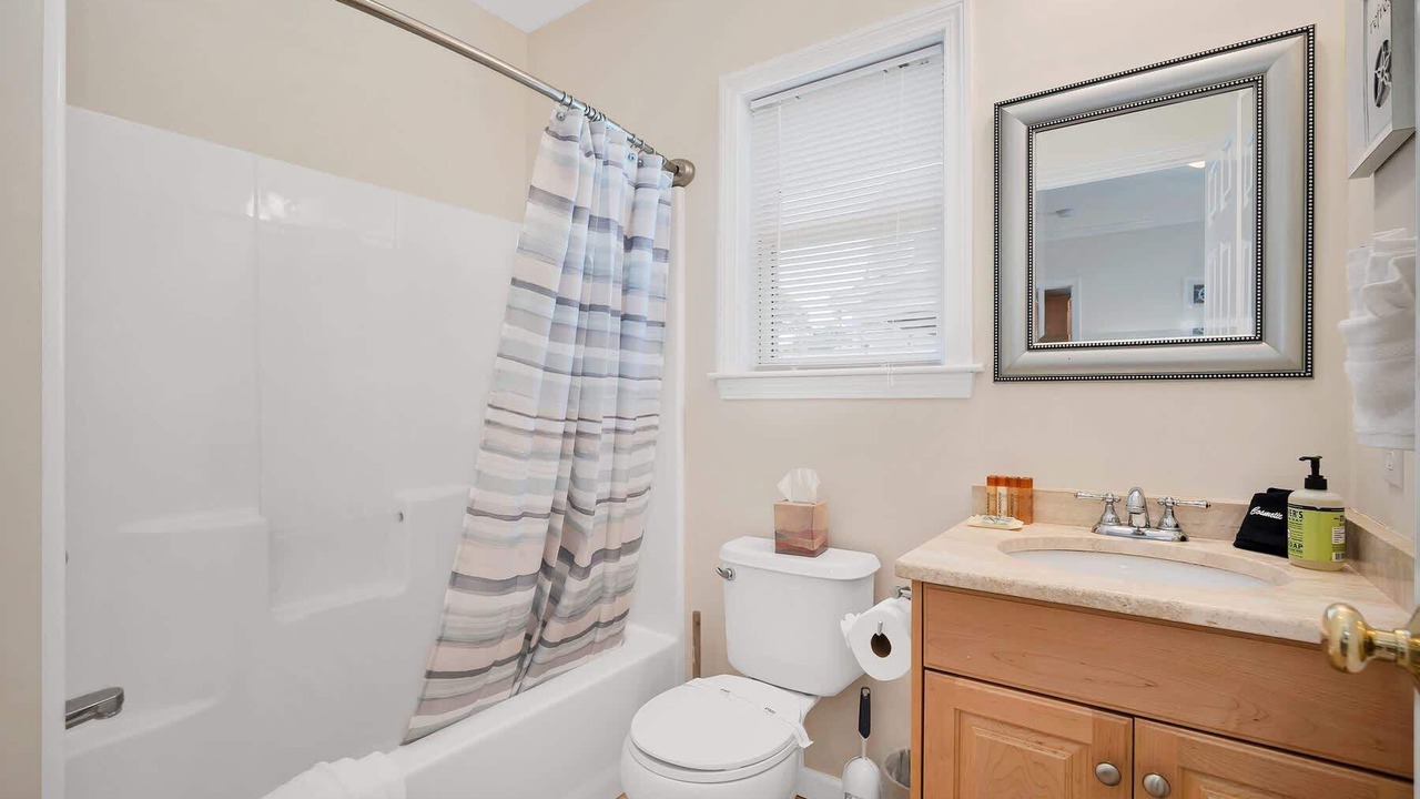 Photo of Bathroom in Niantic