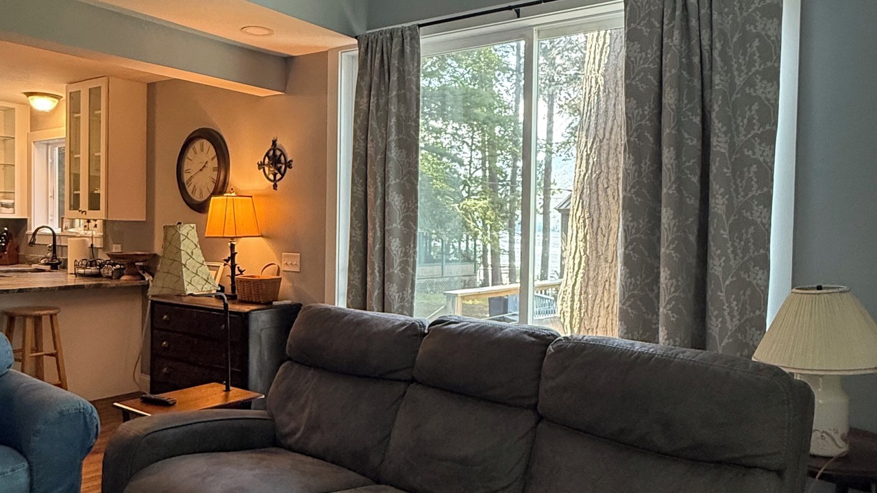 Photo of Livingroom in Newbury