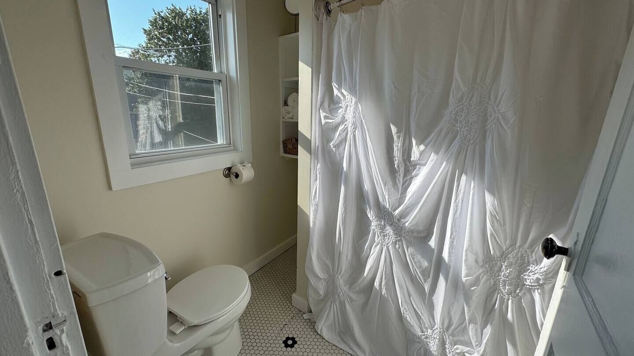 Photo of Bathroom in Warren