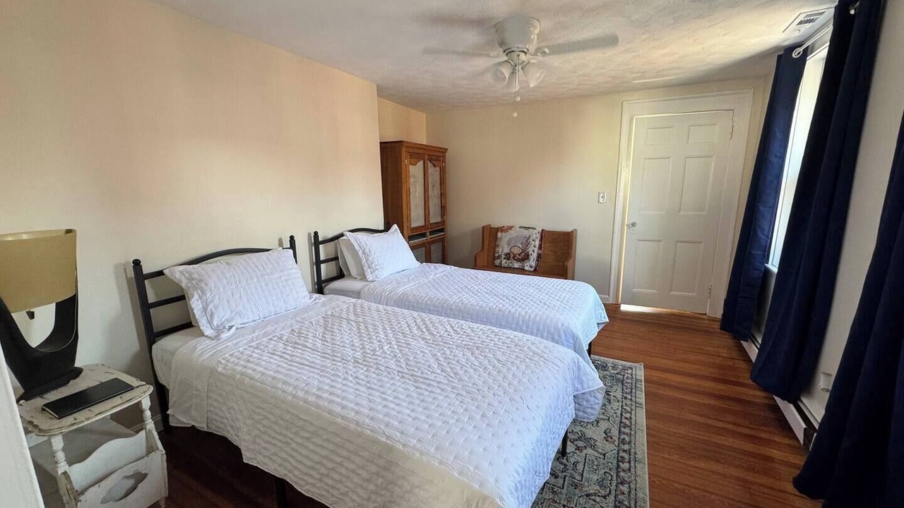 Photo of Bedroom in Warren