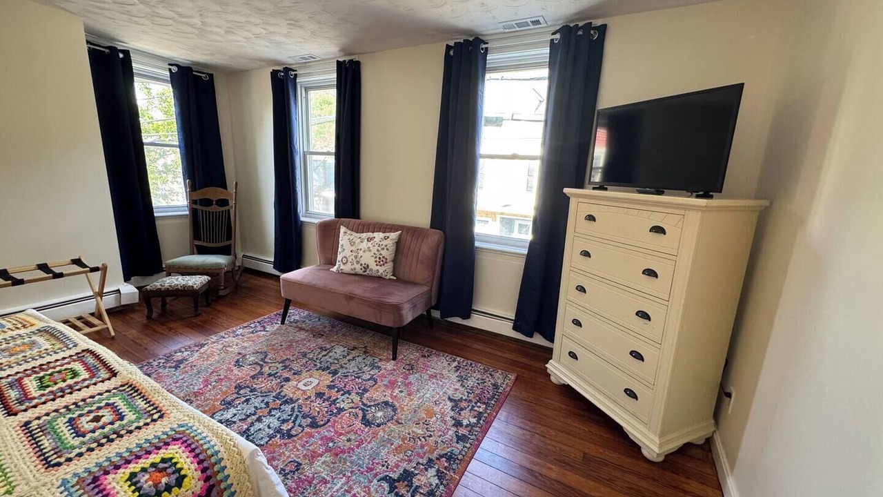Photo of Bedroom in Warren