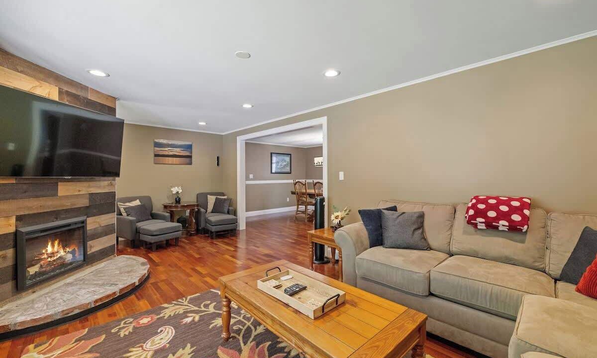 Photo of Livingroom in Freedom