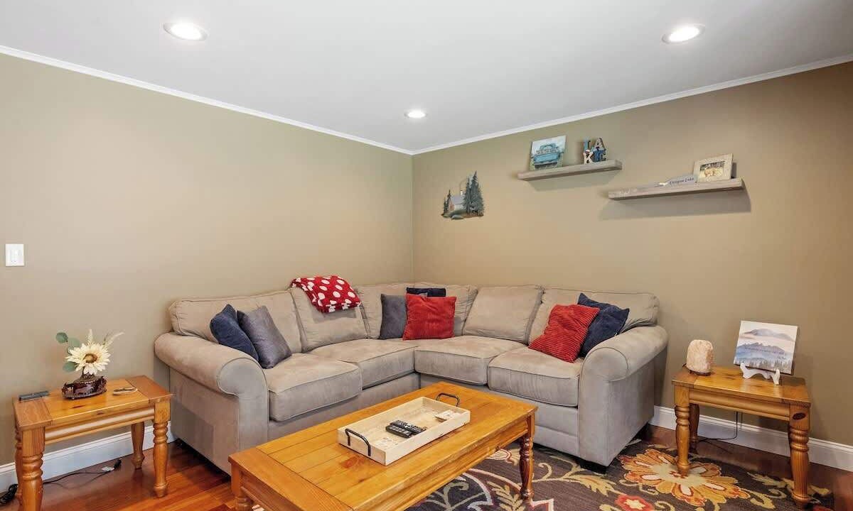 Photo of Livingroom in Freedom