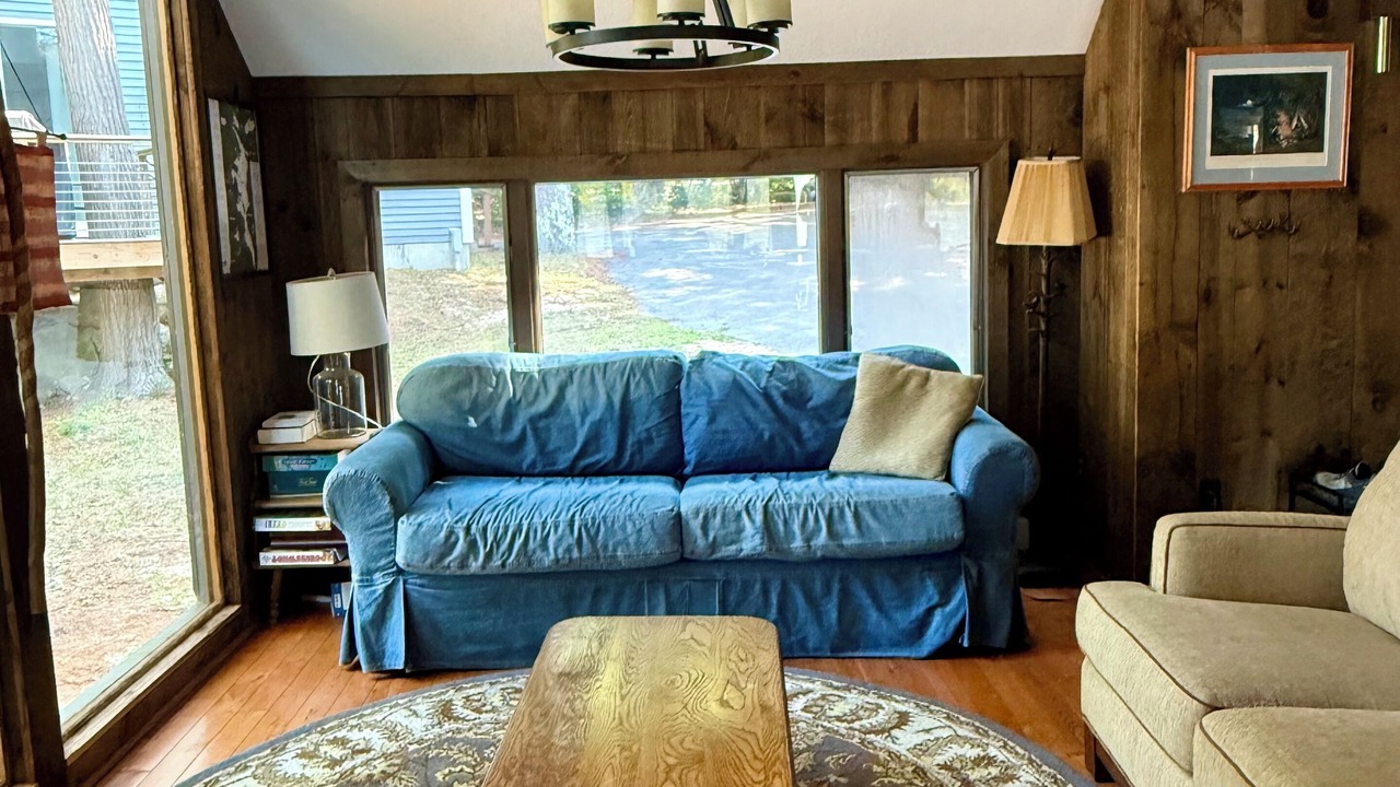 Photo of Livingroom in Newbury