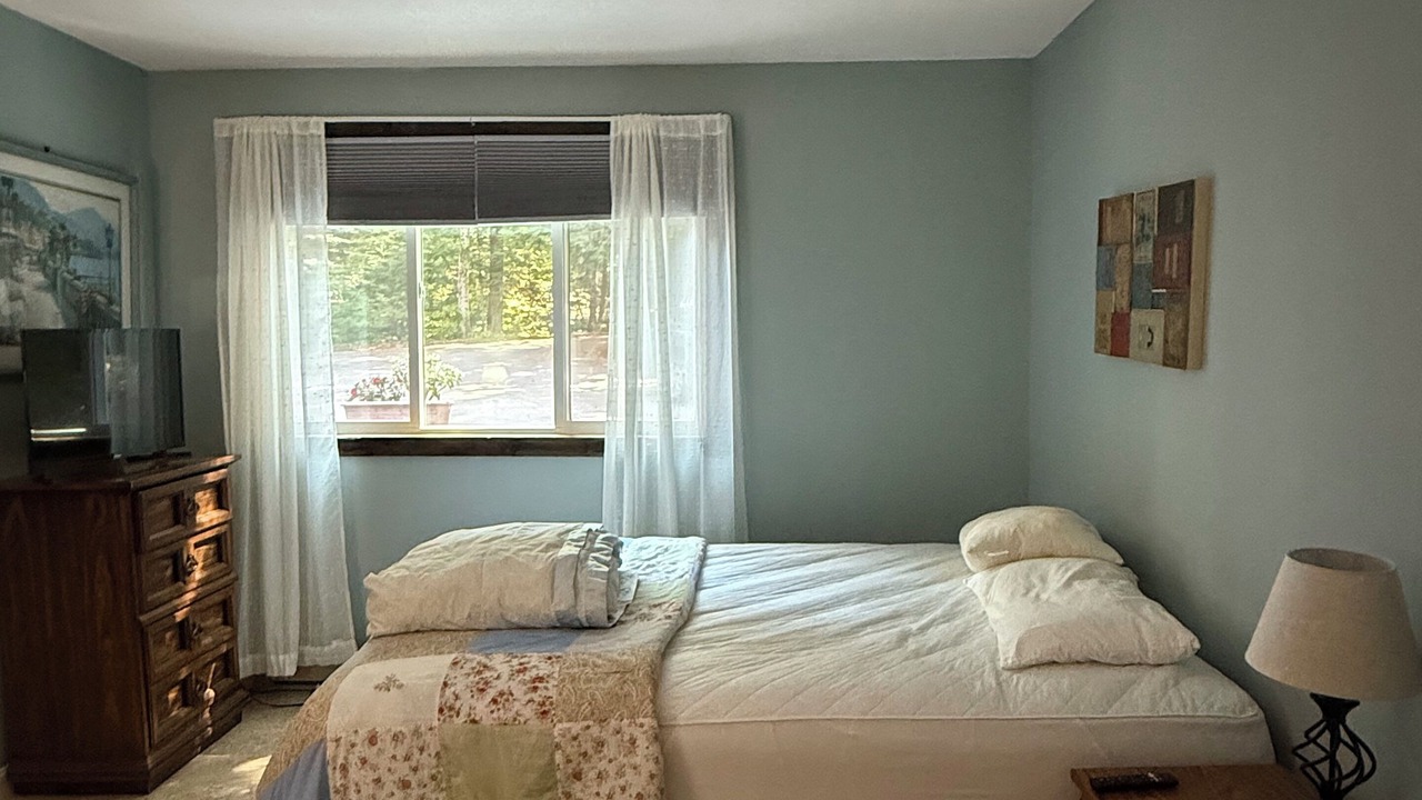 Photo of Bedroom in Newbury