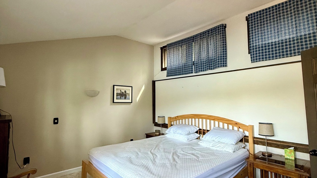 Photo of Bedroom in Newbury