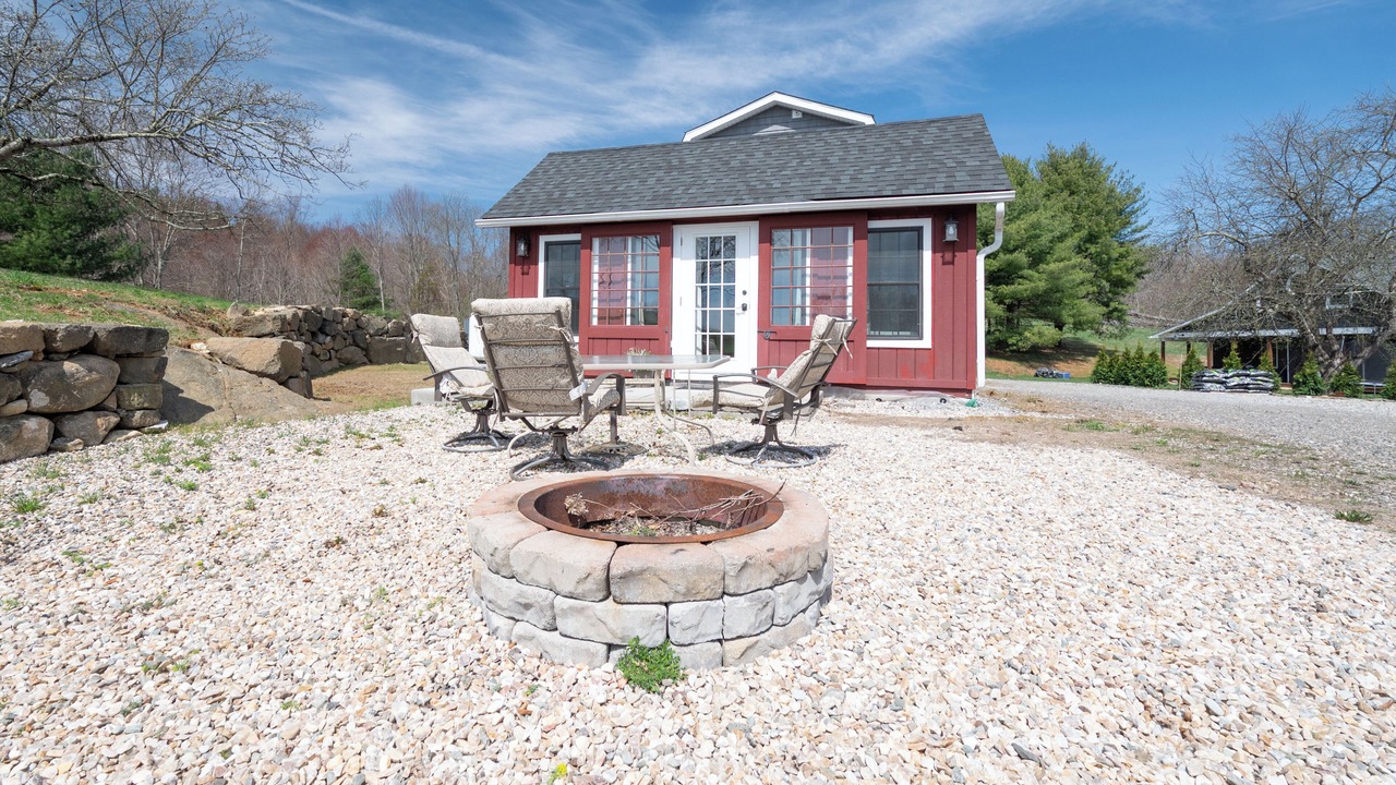 Photo of Outdoor in Bantam