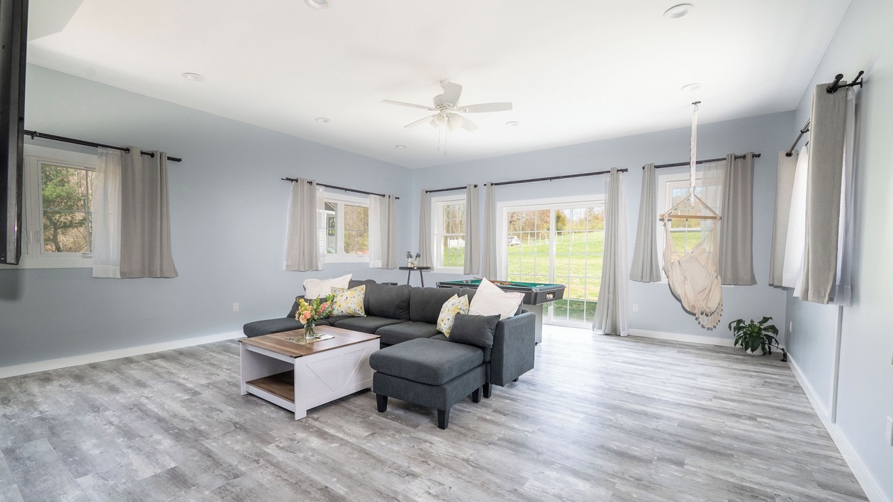 Photo of Livingroom in Bantam