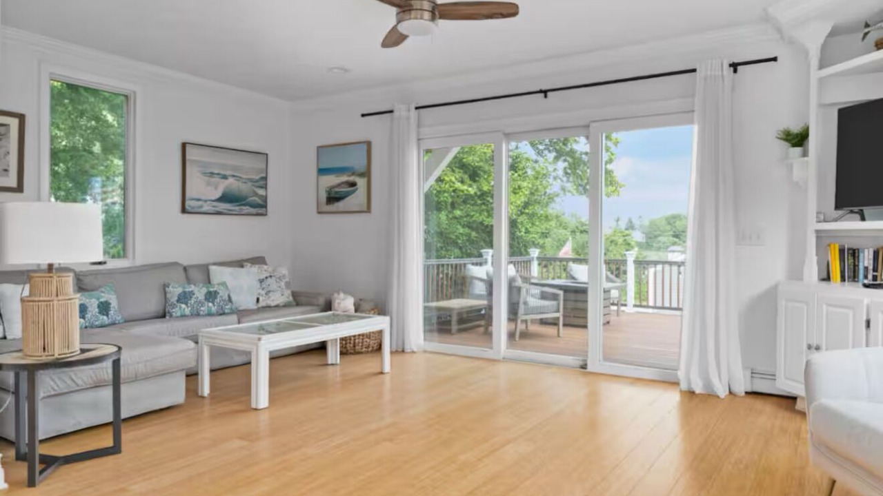 Photo of Livingroom in Bonnet Shores
