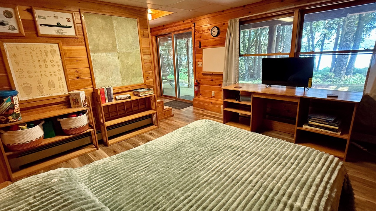Photo of Bedroom in Farmington Falls