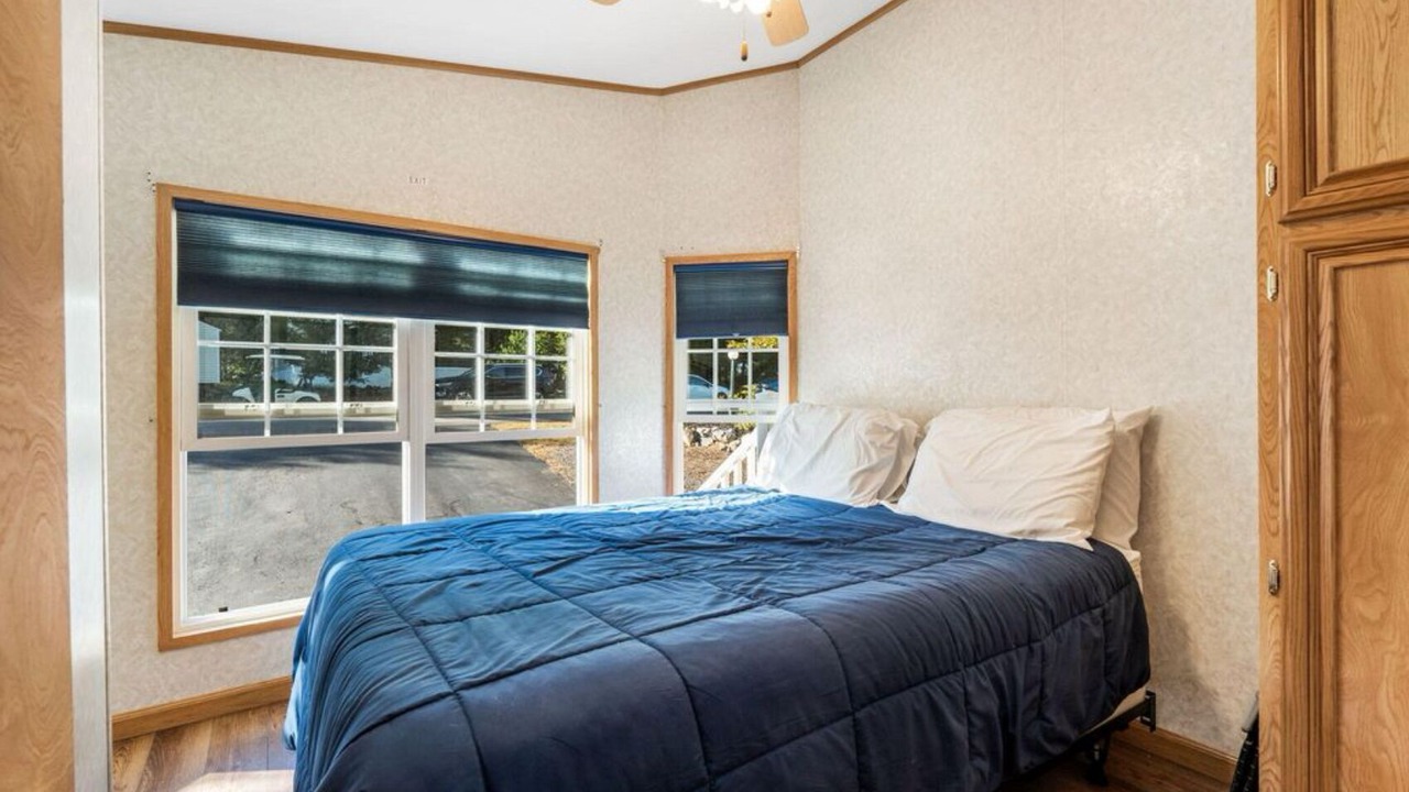 Photo of Bedroom in South Casco