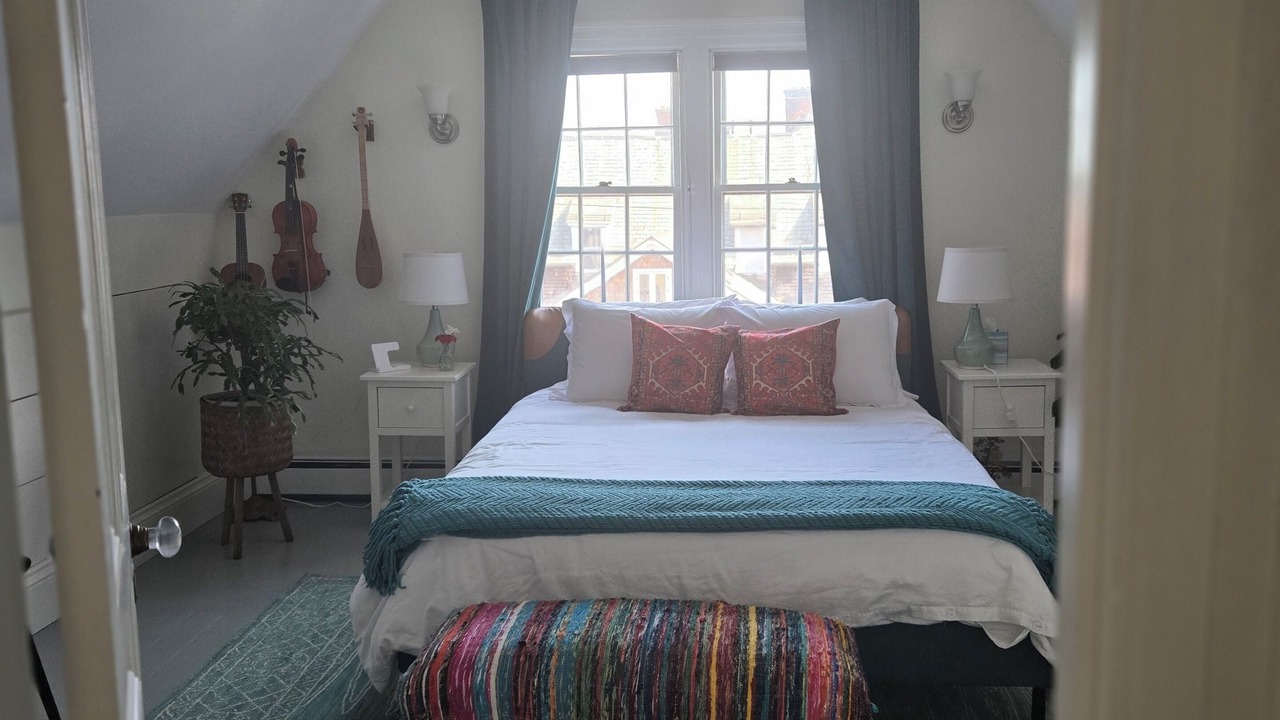 Photo of Bedroom in College Hill