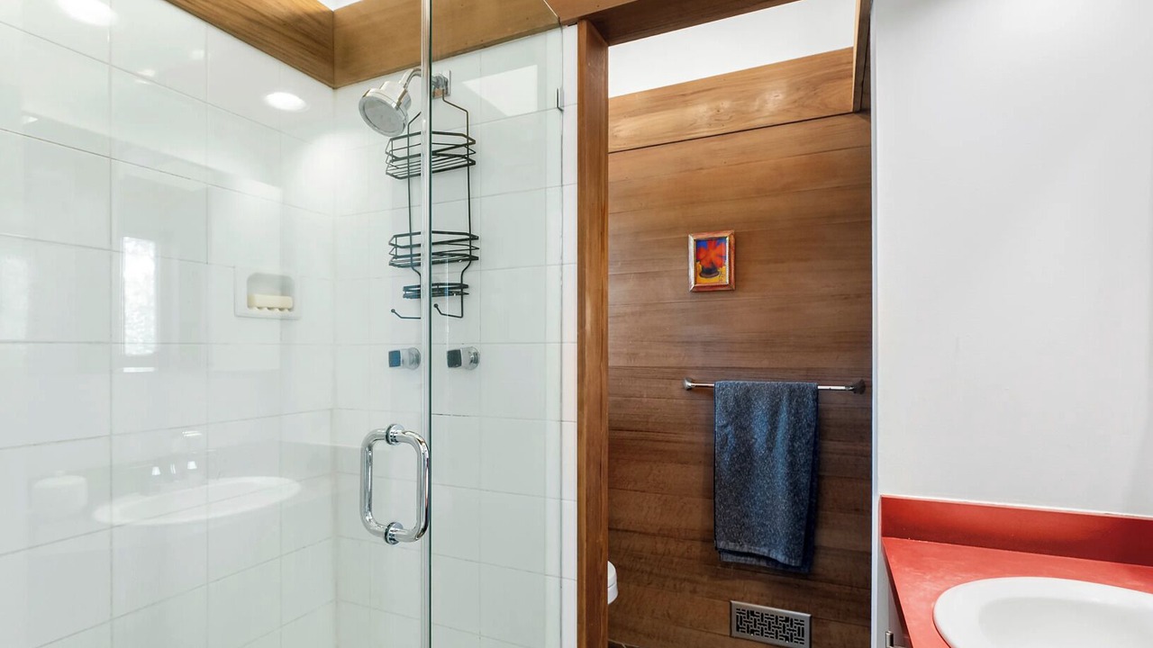 Photo of Bathroom in Village of East Hampton
