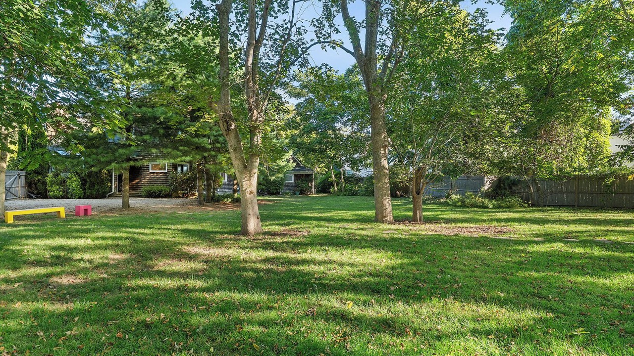 Photo of Outdoor in Village of East Hampton