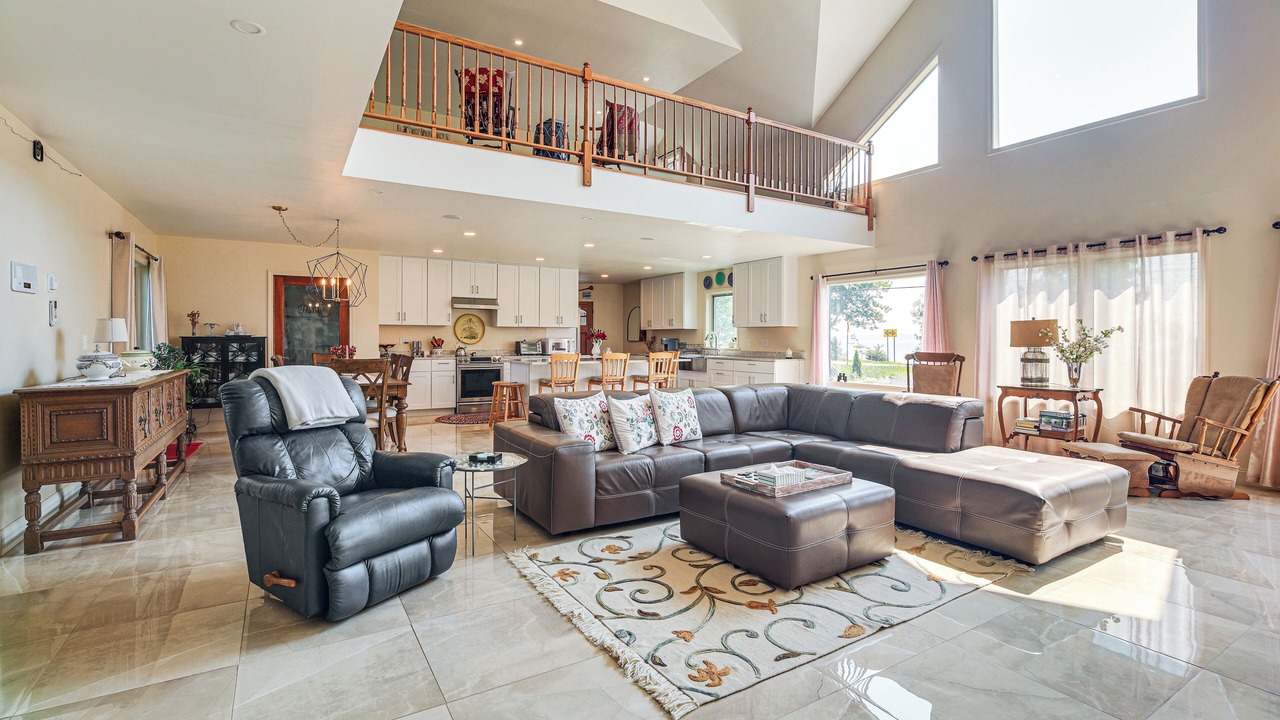 Photo of Livingroom in Chazy