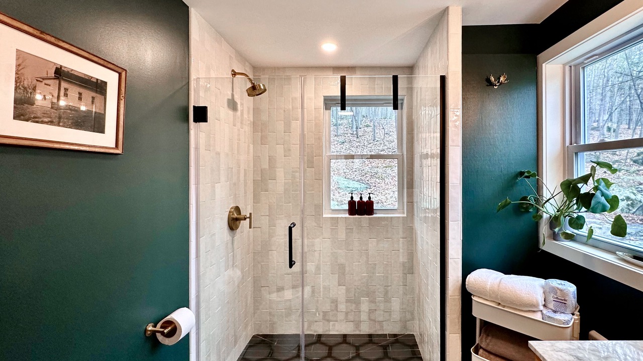 Photo of Bathroom in Rowland