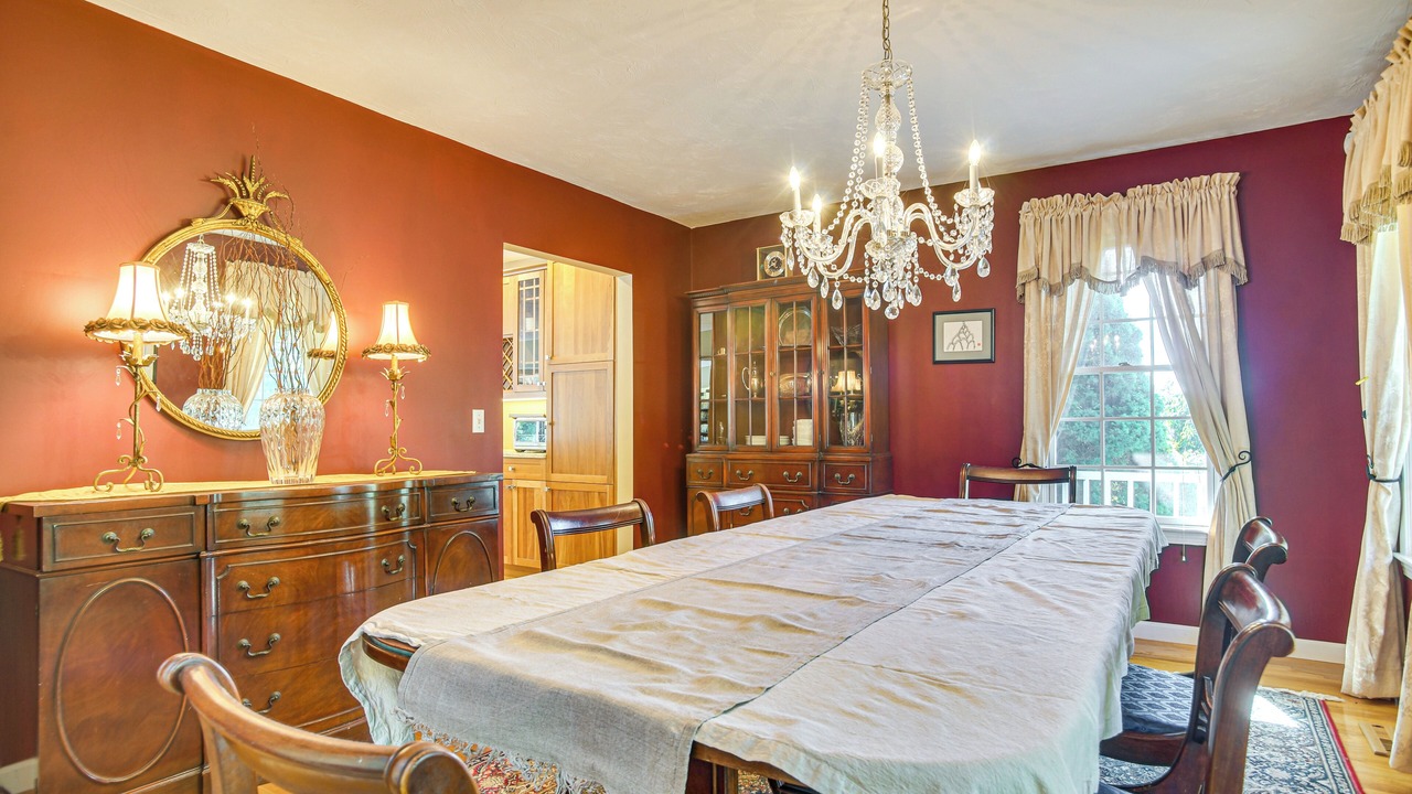 Photo of Bedroom in Hatchville