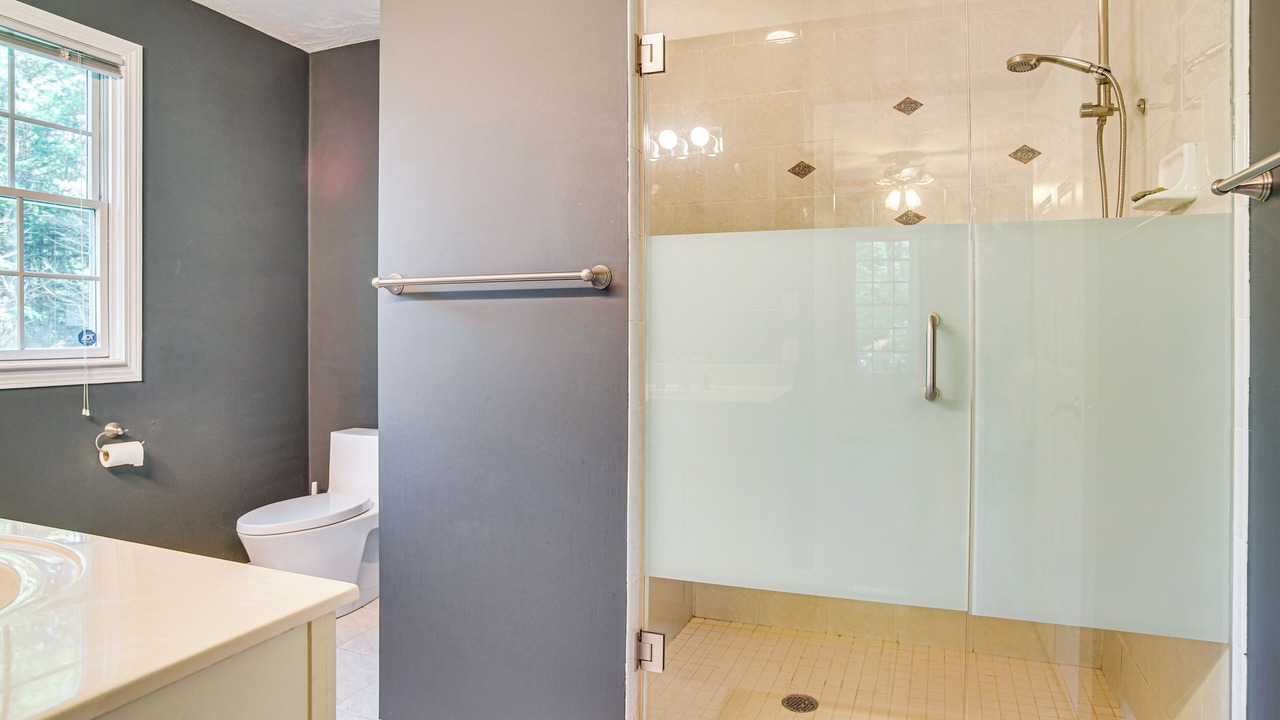 Photo of Bathroom in Hatchville
