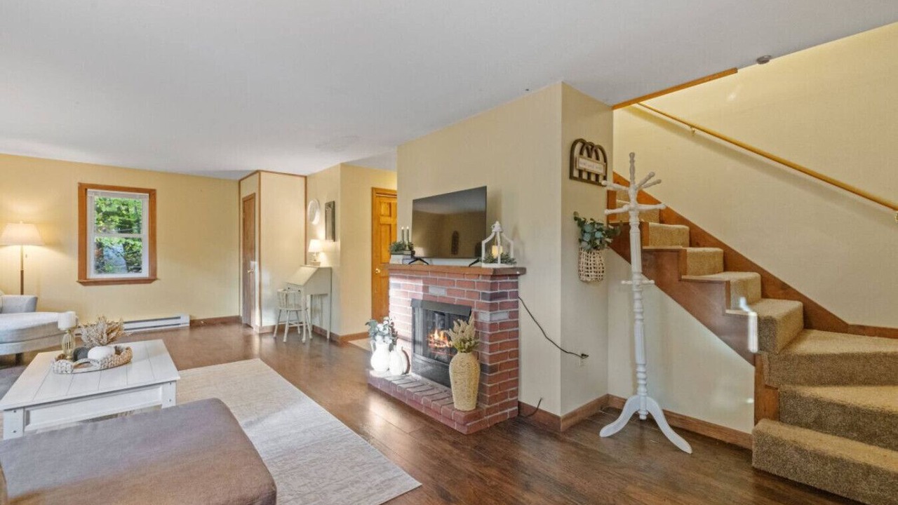 Photo of Livingroom in Gilmanton