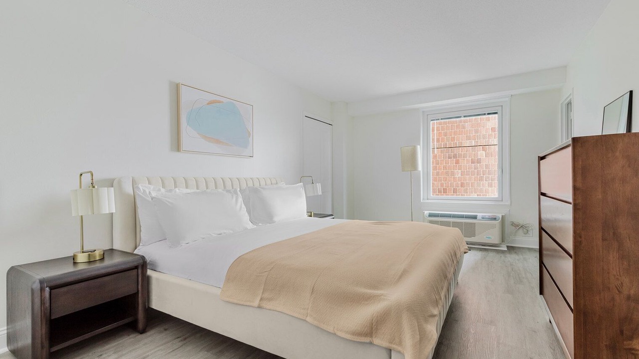Photo of Bedroom in Peter Cooper Village