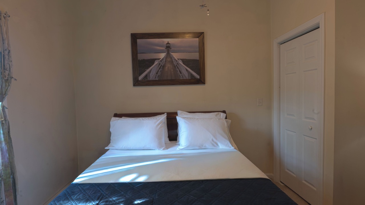 Photo of Bedroom in Rumford Center