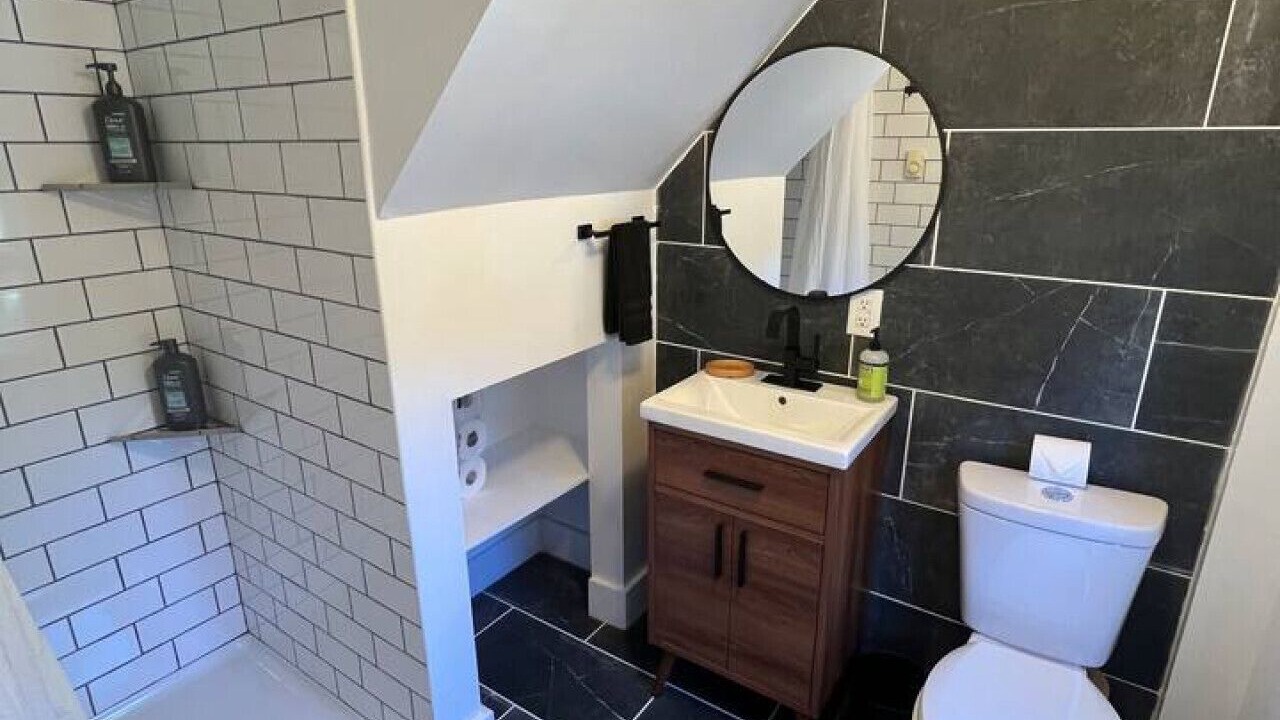Photo of Bathroom in Hudson