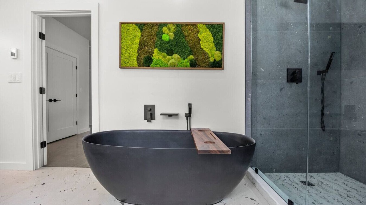 Photo of Bathroom in Hudson