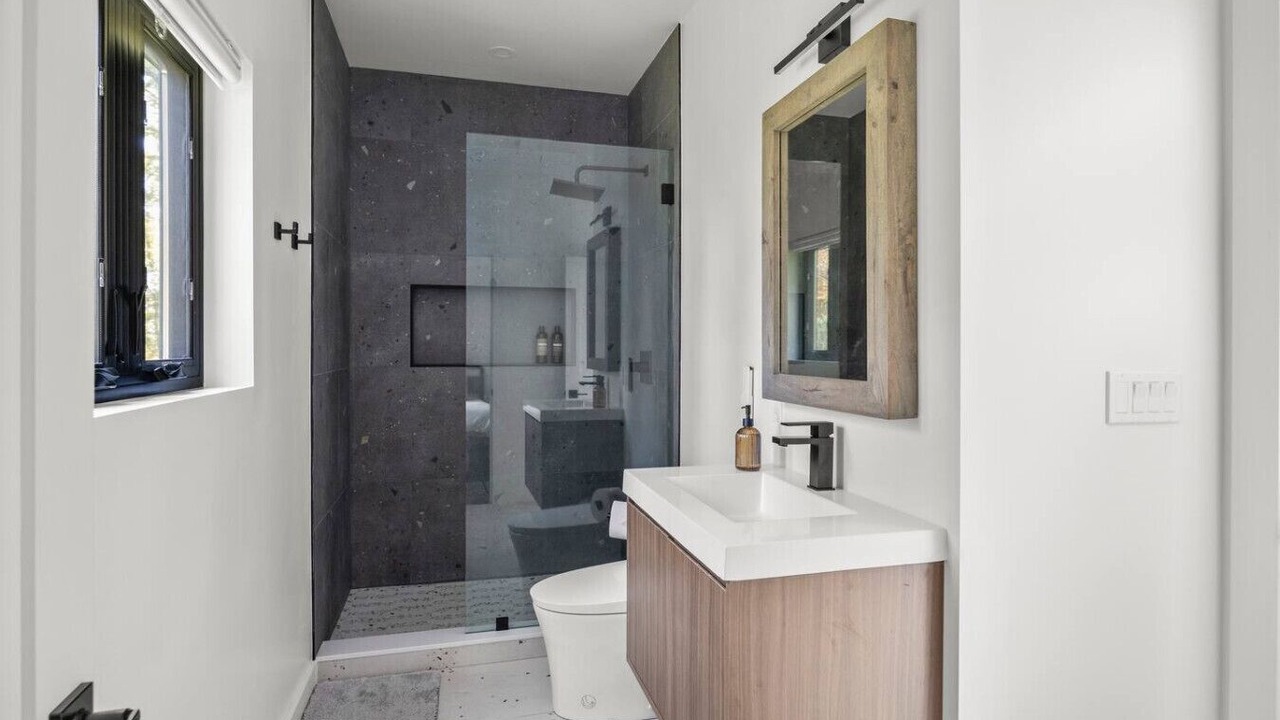 Photo of Bathroom in Hudson