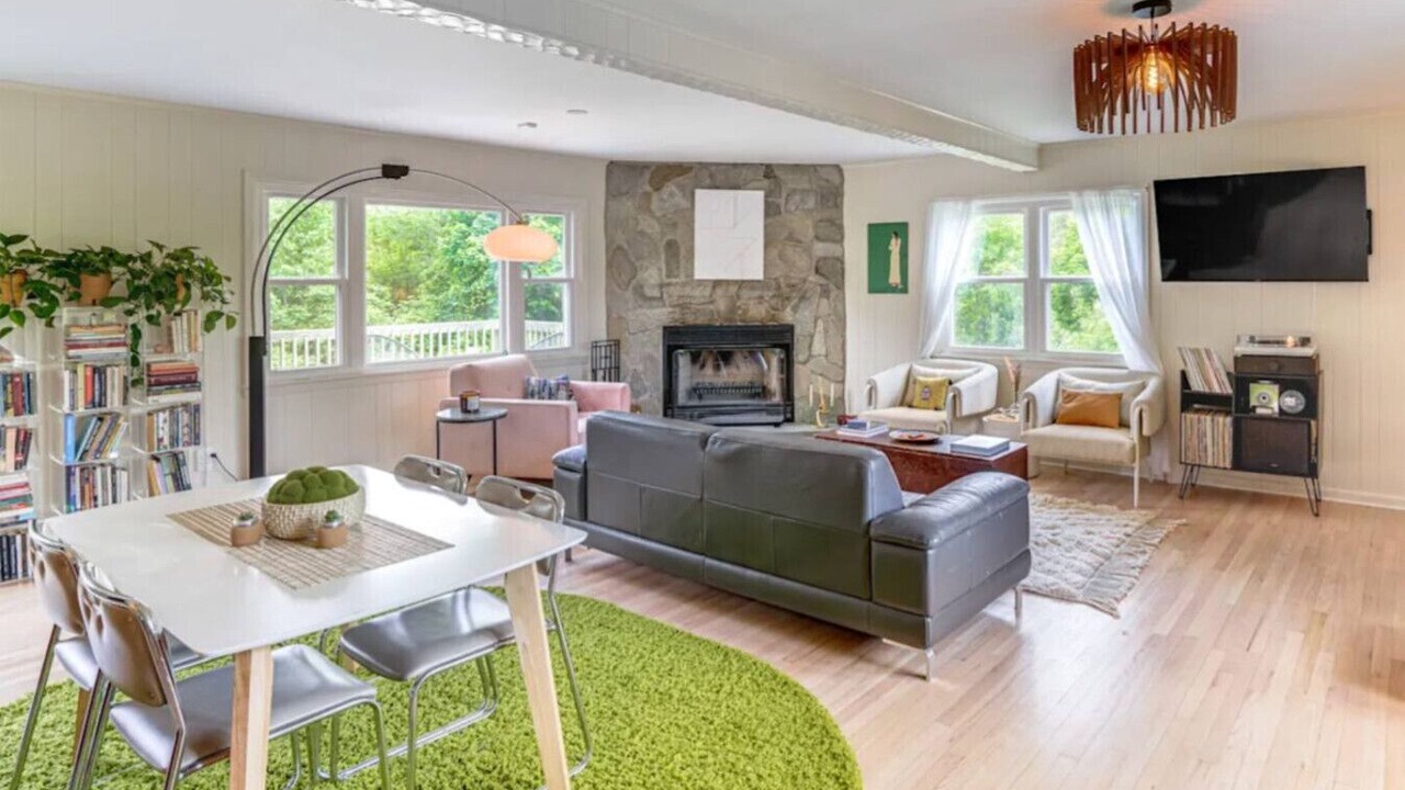 Photo of Livingroom in Craryville