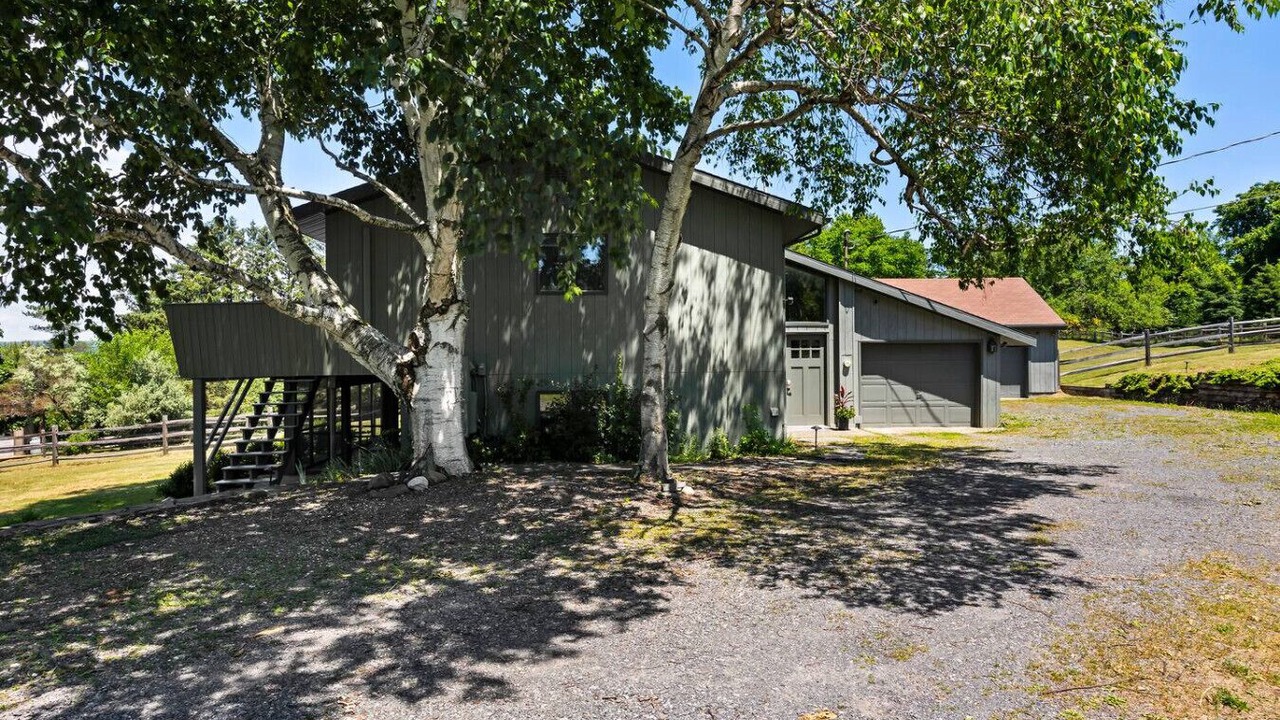 Photo of Outdoor in Hudson