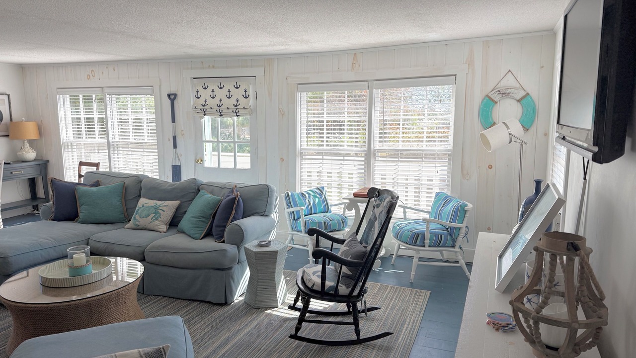 Photo of Livingroom in Mattapoisett