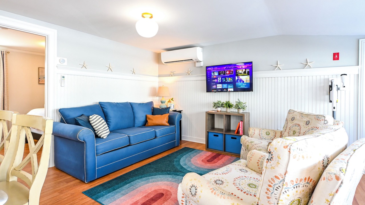 Photo of Livingroom in Camp Ellis