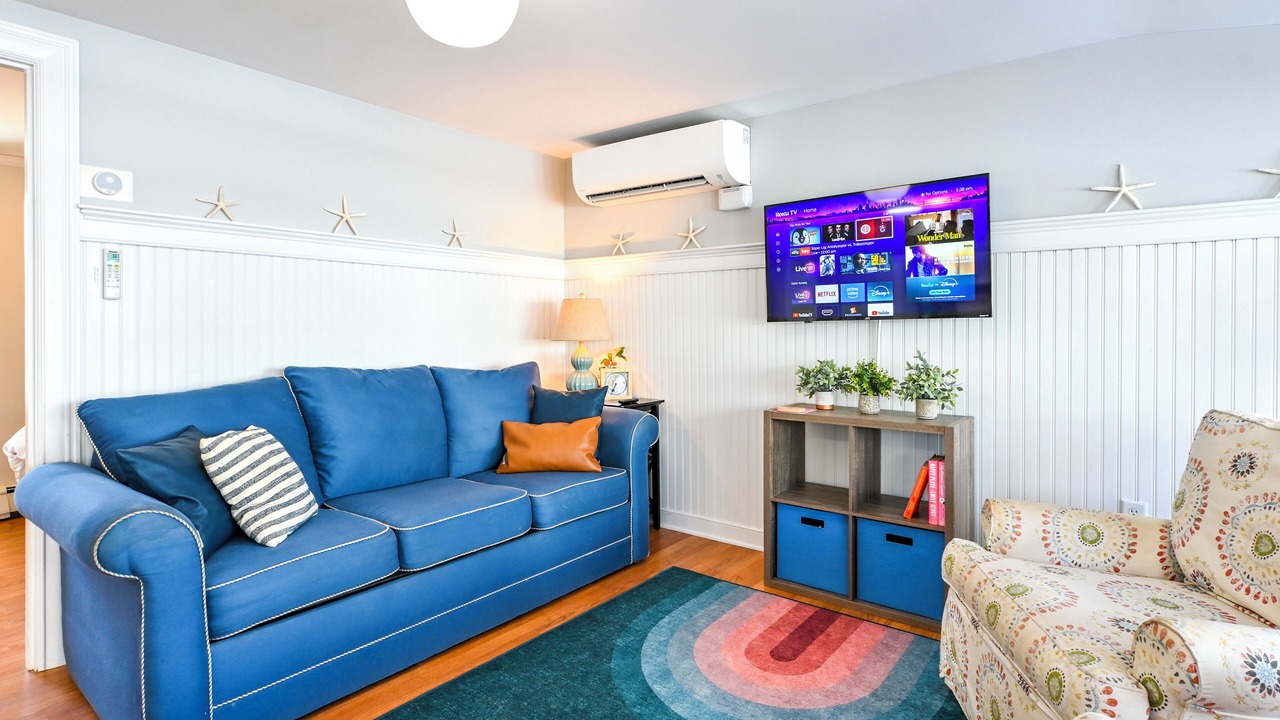 Photo of Livingroom in Camp Ellis