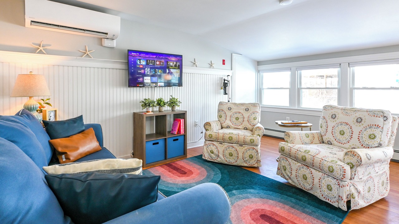 Photo of Livingroom in Camp Ellis