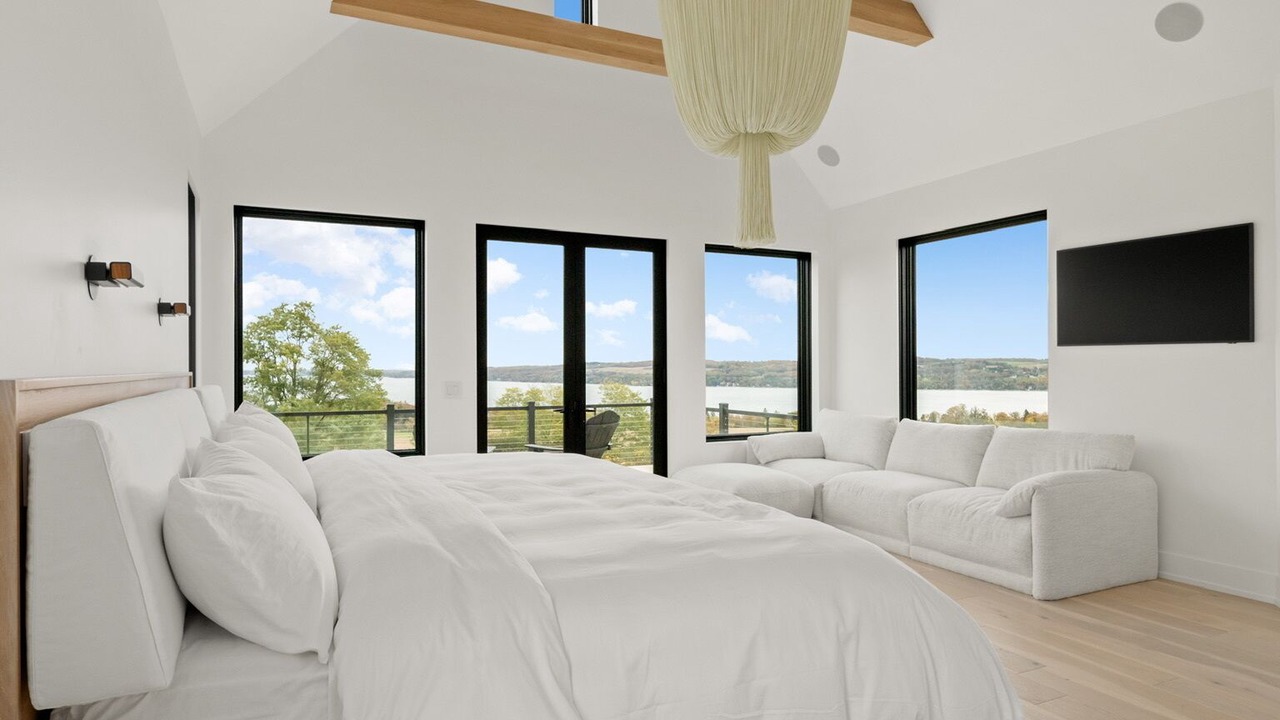 Photo of Bedroom in Skaneateles