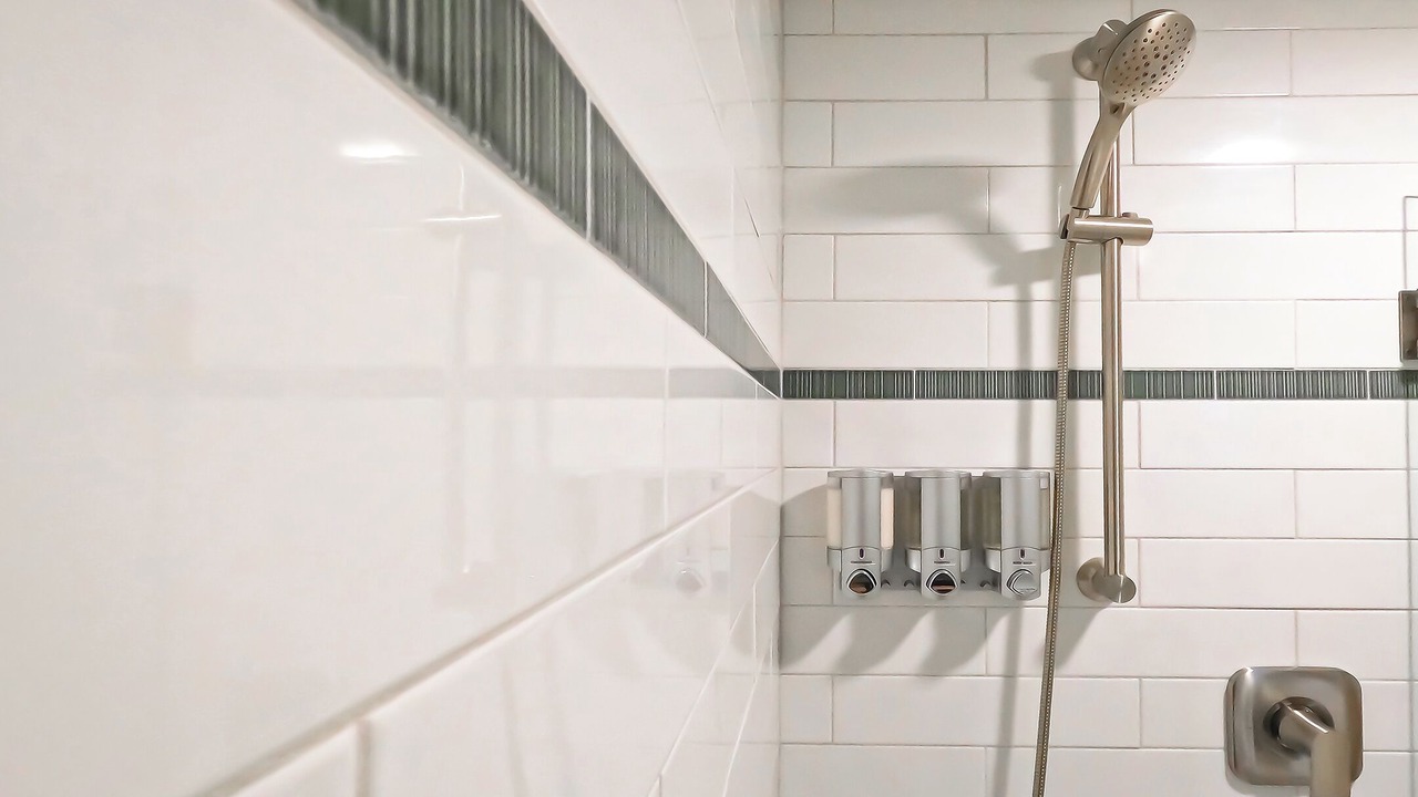 Photo of Bathroom in Warren