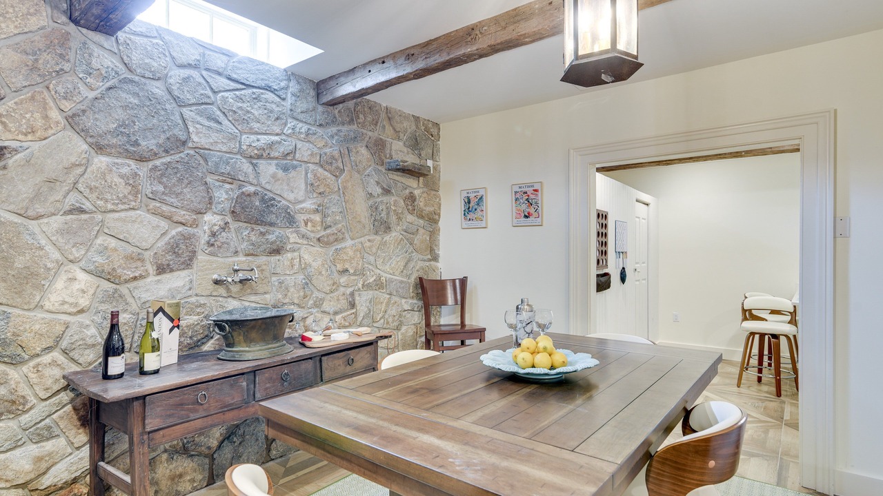 Photo of Bedroom in Stonington