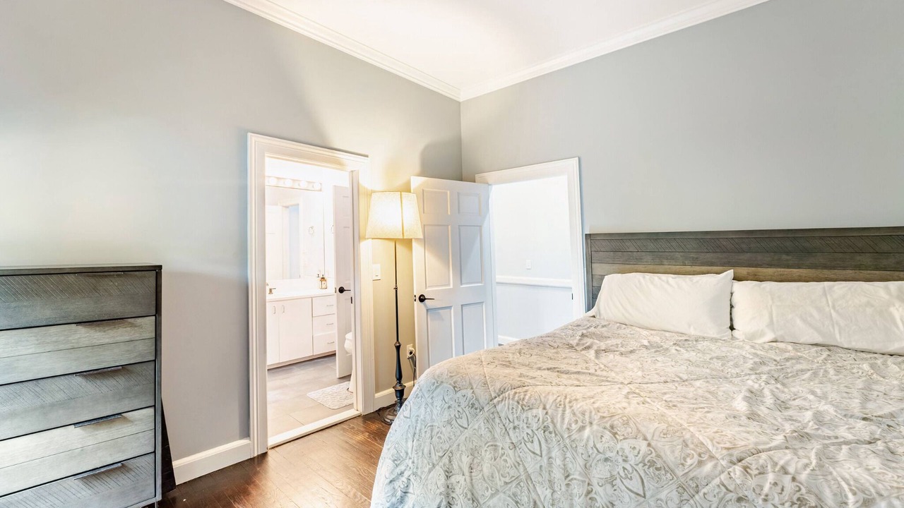 Photo of Bedroom in Norwalk