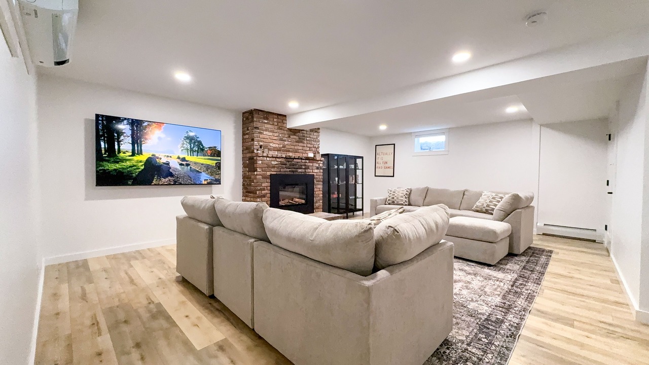 Photo of Livingroom in Lower Village