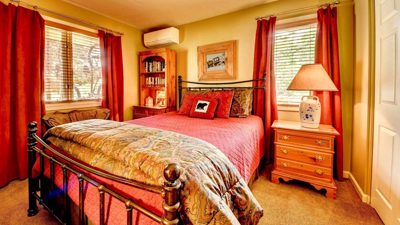 Photo of Bedroom in Carroll