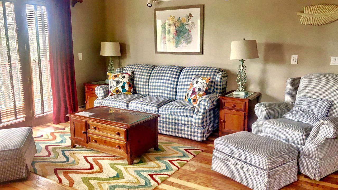 Photo of Livingroom in Carroll