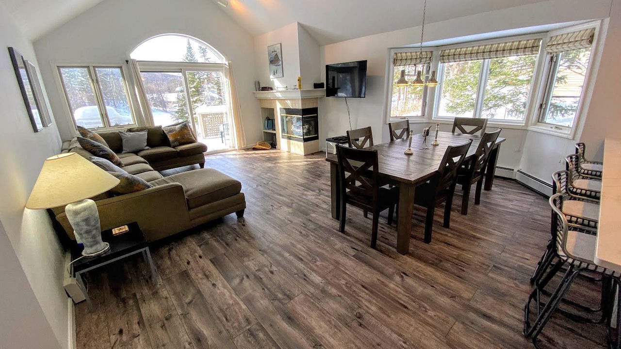 Photo of Livingroom in Carroll