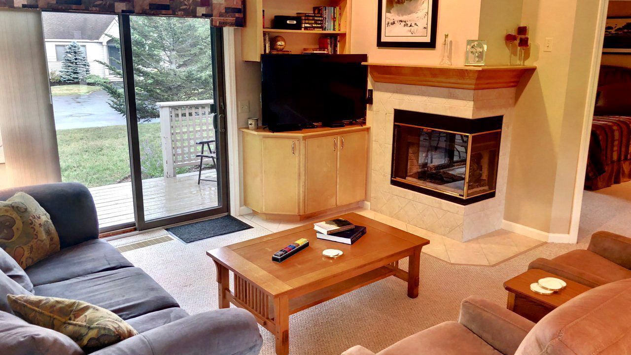Photo of Livingroom in Carroll