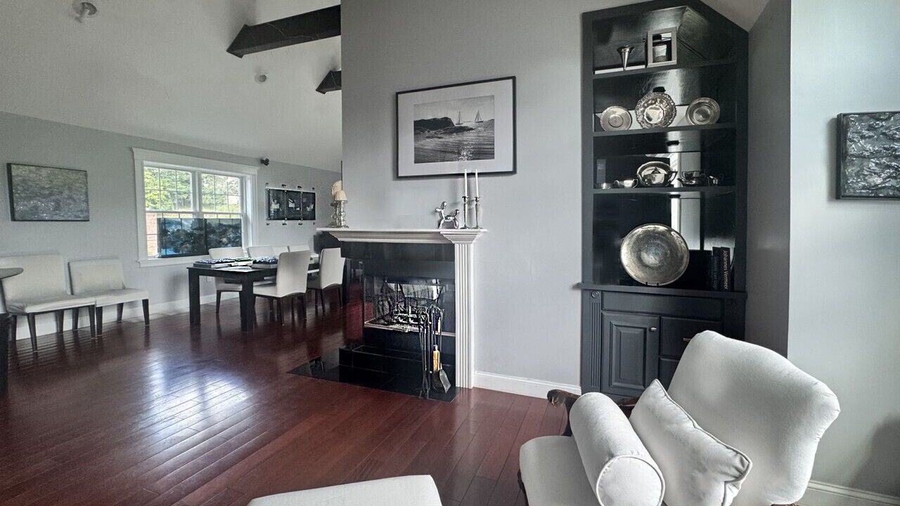 Photo of Livingroom in North Waltham