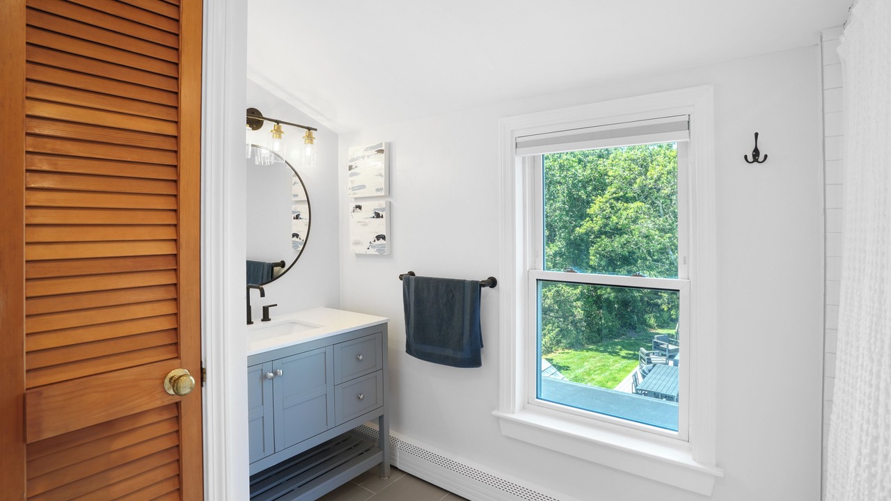 Photo of Bathroom in Oak Bluffs